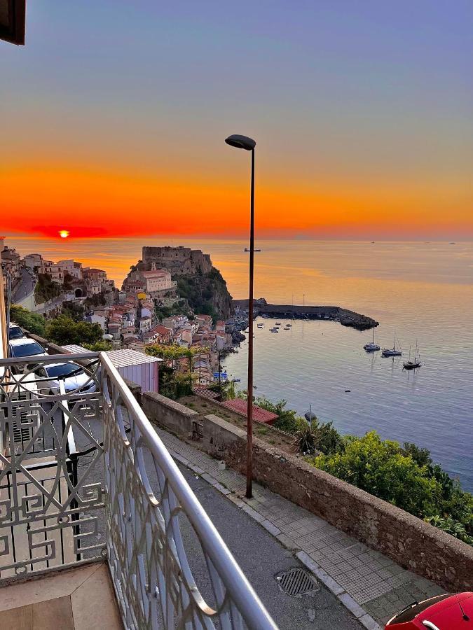 Vila Nel Blu Dipinto Di Blu Scilla Exteriér fotografie